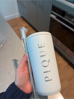 Pique White Insulated Tumbler with Straw
